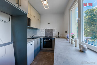 Prodej bytu 3+1, 67 m², Cheb, ul. 17. listopadu - 12