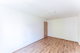 Pronájem - 2+1 ulice Železničářská - Trutnov - centrum - 12