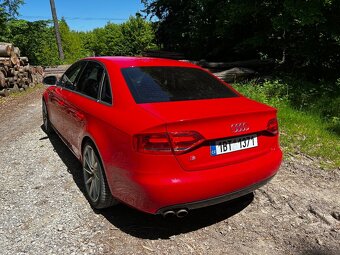 Prodám Audi A4 B8, 1.8 TFSI 2008 - 12