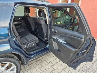 Fiat Freemont 2.0 Multijet Urban 103kW - 12