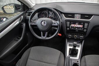Škoda Octavia Combi 1.6 TDI 110k Ambition - 12