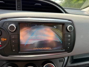 Toyota Yaris 1.3 - 12