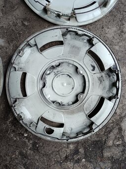 Originál poklice Ford Transit r15 - 12