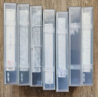 PRODÁM SADU 24KS FILMŮ NA ORIGINÁLNÍCH VHS - SUPER STAV - 12