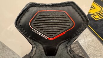 BRUSLE CCM JETSPEED FT2 vel. 45/9,5 EE - 12