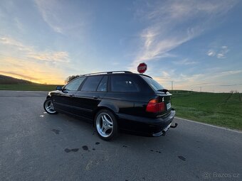 BMW E39 523i - 12