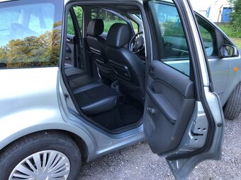 Prodám Ford C-MAX 1.8 DURATEC CSDB, LPG, 273 000 km – 24.900 - 12