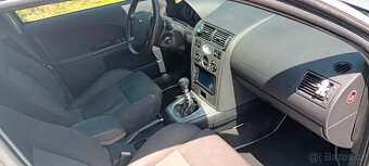 Ford Mondeo 2.0 TDDi 85kw - 12