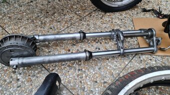 CZ ENDURO 175/992, 250/988 - 12
