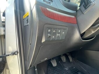 Prodám Hyundai Santa Fe 2.2, 114 KW - 12