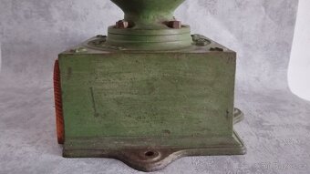 Obrovský mlýnek IDEAL s rumpalem, starožitnost  dnes sleva - 12