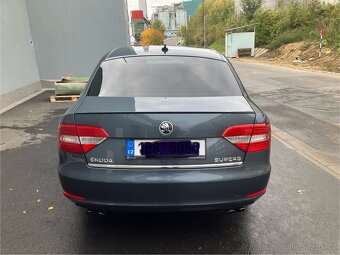 Škoda Superb 3.6 V6 191 KW 4x4 - 12