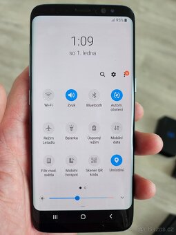 Samsung Galaxy S8 + držák do auta - 12