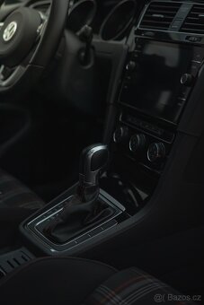VW Golf 7,5 GTi DSG FullLED Stav nového vozu - 12