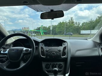Ford Focus 2011 - 12