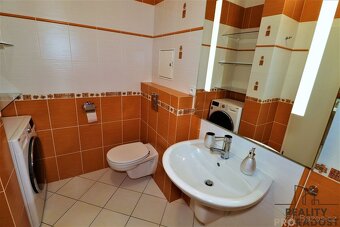 Pronájem zařízeného nadstandardního prosluněného apartmánu 2 - 12