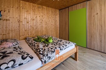 Prodej rodinného domu o rozloze 261 m², Slatina, ev.č. 00393 - 12