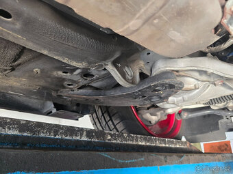 Prodám Nissan 370Z 241kW r.v. 2011, cabrio, manual. - 12