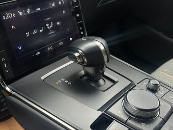 Mazda MX30 2021 - 12
