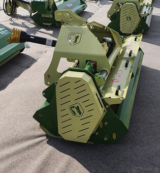 Mulčovač STARK pre traktor - 12