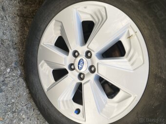 Subaru Forester SJ 2.0 diesel,CVT.r.v.2015.Najeto 54000km - 12