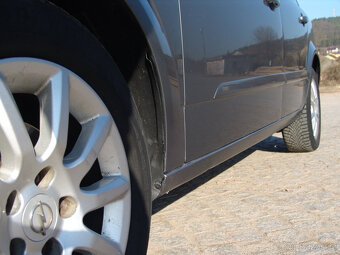 Opel Astra H combi 1.6i 16V 77KW - 12