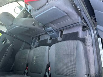 5008 Peugeut. 2012 rok. 2,0 nafta. Automat 7 mistni - 12