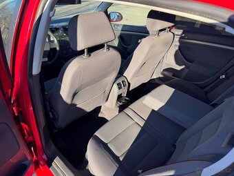 Volkswagen Golf 1.9 TDI 77kW - 12