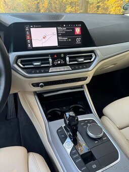 BMW 320d xDrive ČR/světlý interiér/po servisu - 12