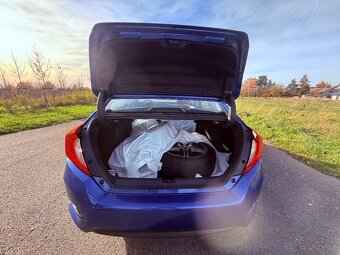 Honda Civic 1,5 I-VTEC134 kW 10G Elegance CZ 1.majitel 2xAl - 12