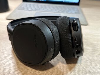 SteelSeries Arctis 7+ Wireless - 12