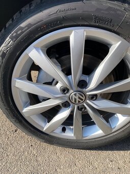 Volkswagen golf - 12