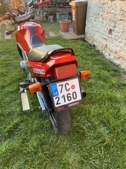 Suzuki GS500E - 12