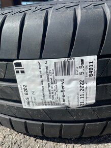 Alu kola originál Audi s letní pneu 225/60/17 - 12