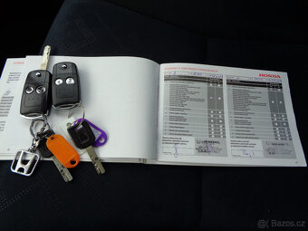 HONDA CIVIC 1.4 i-VTEC KOUPENO ČR,1.MAJITEL,SERVISKA - 12