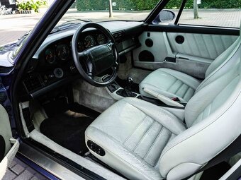 Porsche 964 Carrera 2 Coupé - 12