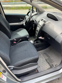 Toyota Yaris, automat, pravidelný servis i provoz v ČR - 12