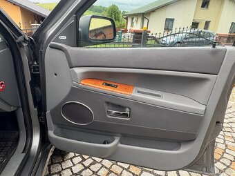 Jeep Grand Cherokee WH OVERLAND 5.7L V8 HEMI LPG - 12