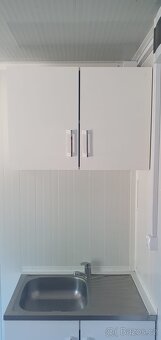 Obytný kontejner, buňka s koupelnou a kuchyní - 12