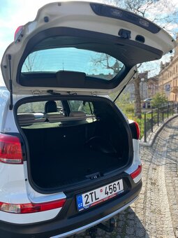 Kia Sportage 2015 2.0 CRDi 4WD Automat Plná výbava - 12