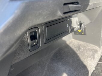 Volkswagen Tiguan R-line 2.0 TDI 4Motion 176 kW Webasto-Pano - 12