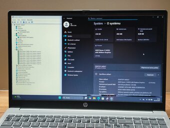 15,6" IPS_HP PAVILION 15_R3-5425U_8GB_256GB SSD_AMD - 12