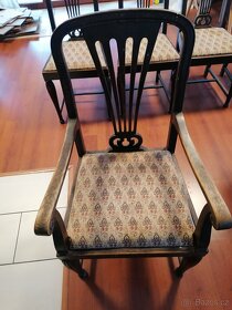 Prodám starožitný stůl se židlemi - 12