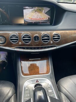 Mercedes Benz S - 12