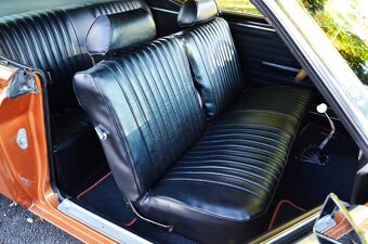 Ford Fairlane 500 z roku 1968 - 12