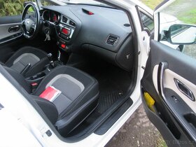 KIA CEED 1.6 crdi 94kw r.2014 nové v čr.naj.119 000km - 12
