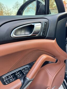 Porsche Cayenne S Platinum Edition II FL - 12
