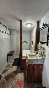 Prodej úžasné chalupy 2+KK, 120 m2, pozemek 719 m2, obec Pěk - 12