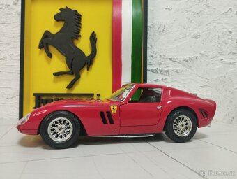 Ferrari 250 GTO 1962 1/18 Bburago - 12