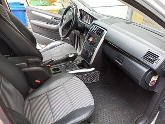 Mercedes -Benz B150 - 12